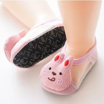 2023 Детски обувки за момчета и момичета, пешеходната обувки, удобни и модерни обувки на принцесата