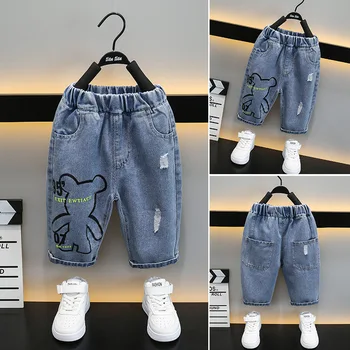 Съкратен дънкови панталони с изображение на мечка за момчета, летни детски скъсани дънкови панталони, детски дрехи в корейски стил.